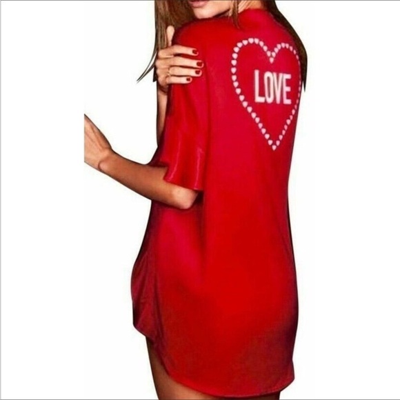 Victoria’s Secret Red OSFM LOVE short sleeve robe/cover up - Picture 2 of 11